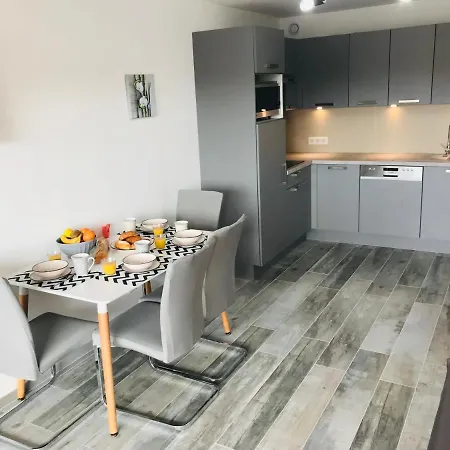 Apartment 2 Pieces, Renove, 2 Piscines+tennis, Mer, Climatisation *