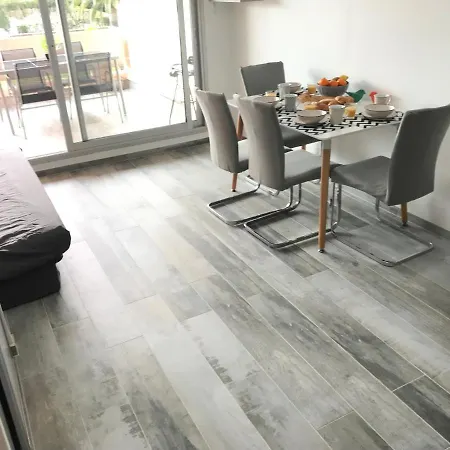 2 Pieces, Renove, 2 Piscines+tennis, Mer, Climatisation Apartmán *
